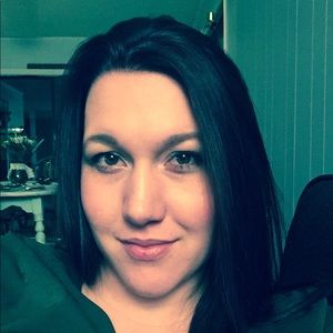 Meet your Posher, Alexandra